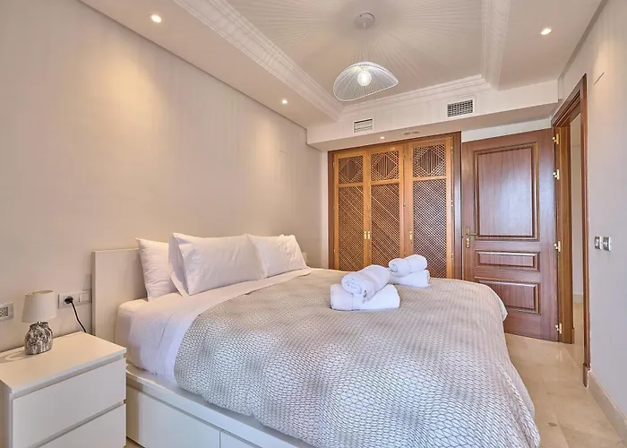 Mar Azul エステポナ